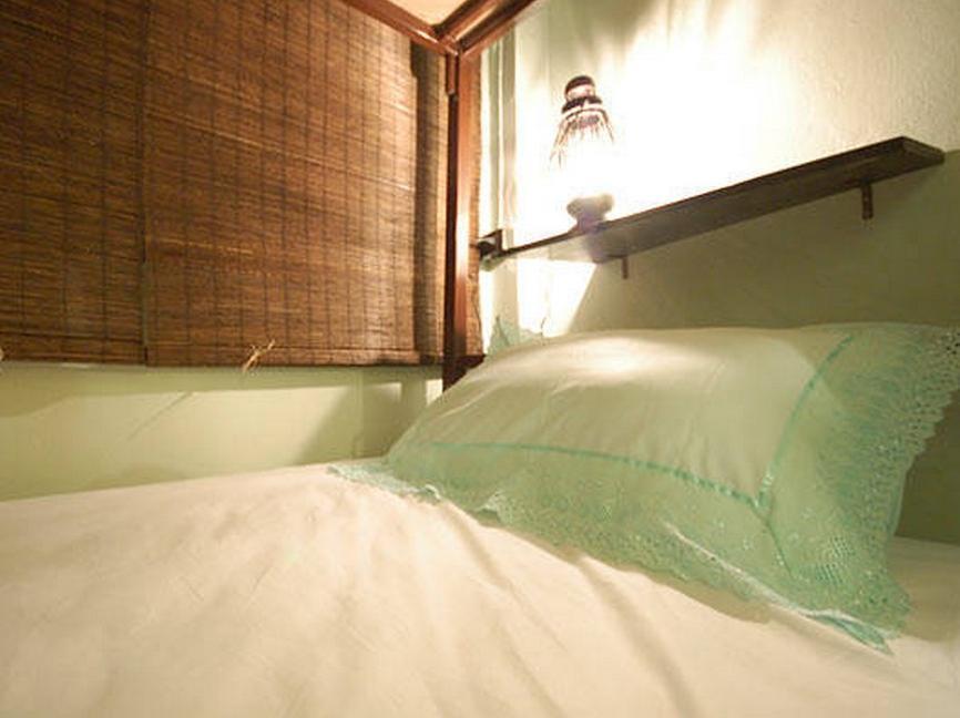Niras Bankoc Hostel Бангкок Экстерьер фото