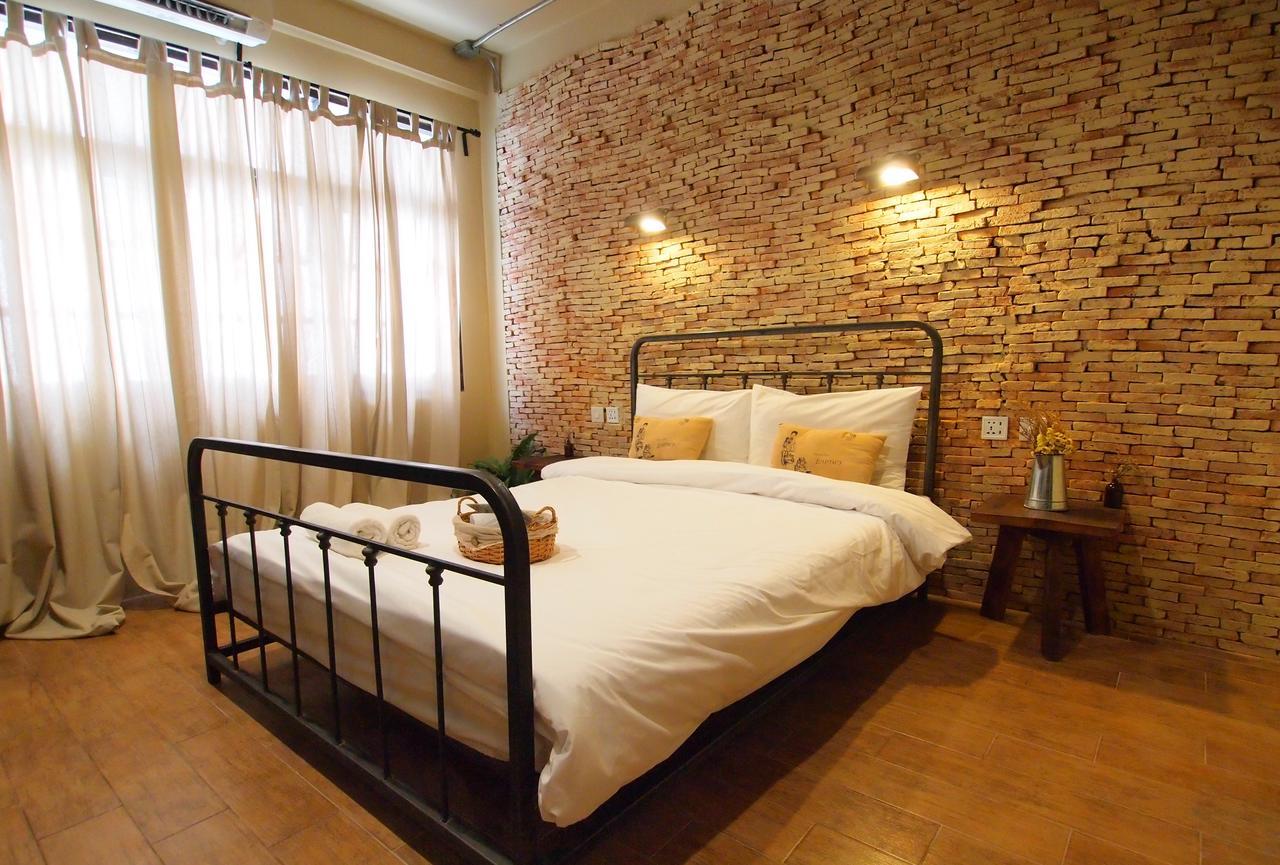 Niras Bankoc Hostel Бангкок Экстерьер фото