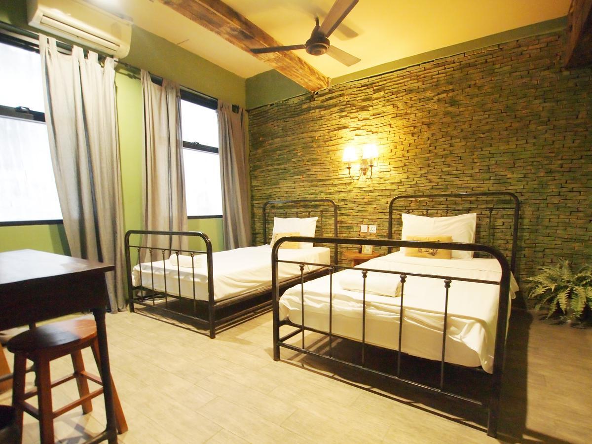 Niras Bankoc Hostel Бангкок Экстерьер фото